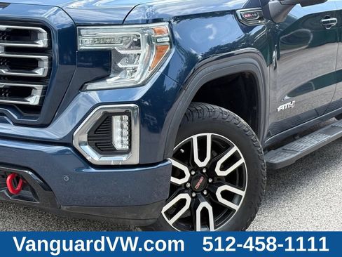 Used 2020 GMC Sierra 1500 AT4 w/ AT4 Premium Package AWD/4WD image 4