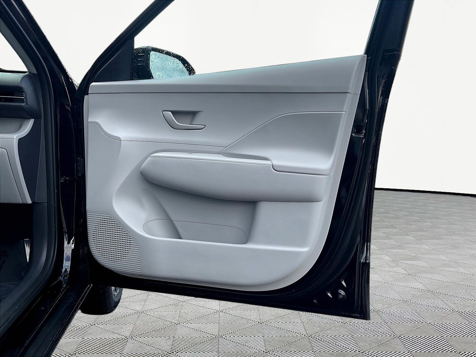 Used 2025 Hyundai Kona SEL AWD/4WD image 27
