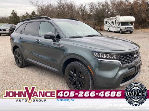 Used 2022 Kia Sorento S image 10