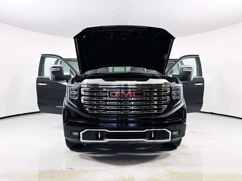 Used 2024 GMC Sierra 1500 Denali w/ Technology Package AWD/4WD image 26
