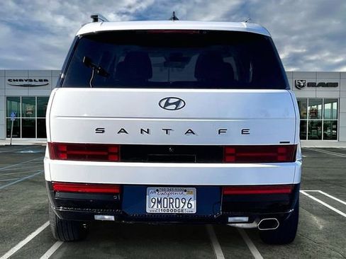 Used 2024 Hyundai Santa Fe Calligraphy image 3