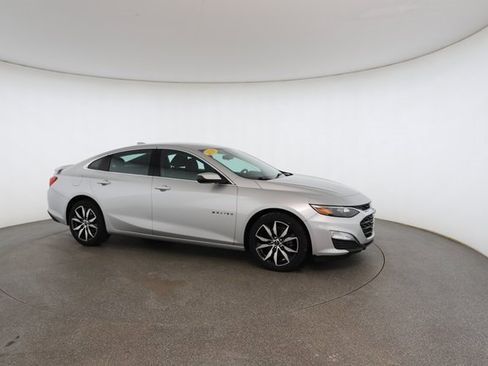 Used 2020 Chevrolet Malibu RS image 25