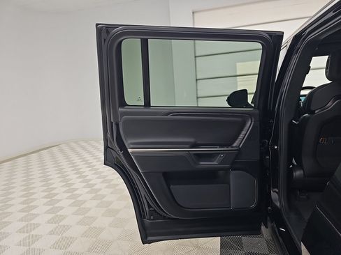 Used 2025 Rivian R1S Adventure AWD/4WD image 17