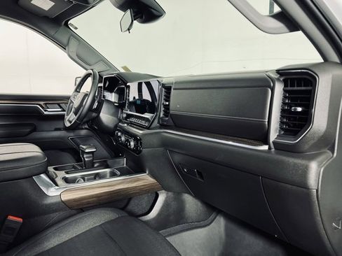 Used 2023 Chevrolet Silverado 1500 RST image 19