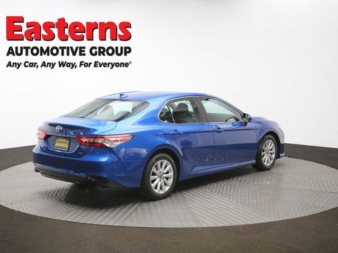 Used 2019 Toyota Camry LE image 40