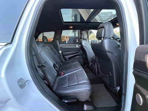 Used 2014 Jeep Grand Cherokee Summit image 19