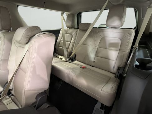 Used 2024 Lincoln Navigator L Reserve AWD/4WD image 20