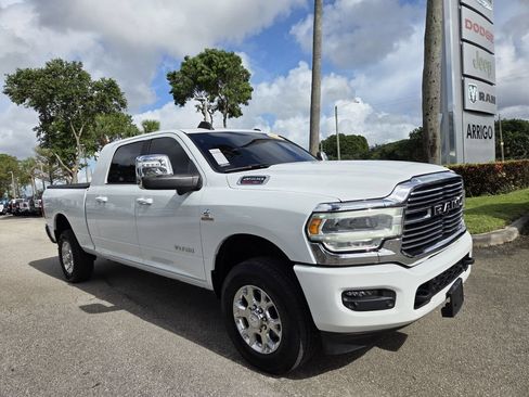 Used 2023 RAM 2500 Laramie AWD/4WD image 2
