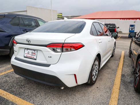 Used 2024 Toyota Corolla LE FWD image 8