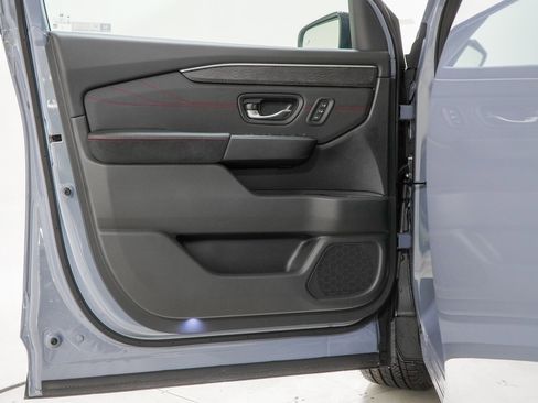 New 2026 Honda Pilot Black Edition image 16