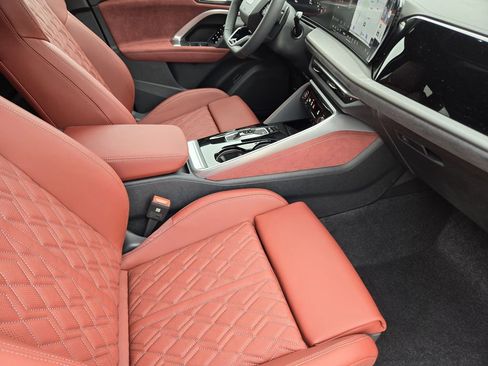 New 2025 Audi SQ5 Premium Plus image 17