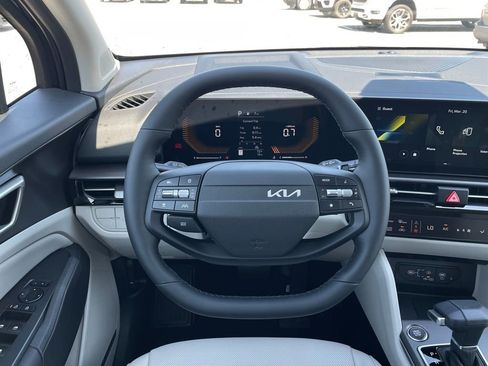 New 2026 Kia Sportage EX FWD image 14