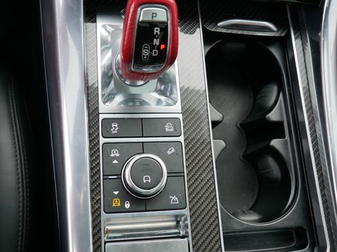 Used 2020 Land Rover Range Rover Sport SVR image 22