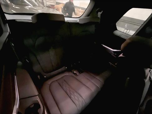 Used 2023 BMW X7 xDrive40i w/ M Sport Package image 30