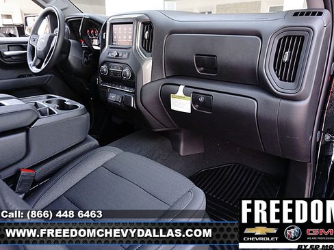 New 2026 Chevrolet Silverado 1500 Custom Trail Boss w/ Dark Appearance Package AWD/4WD image 13