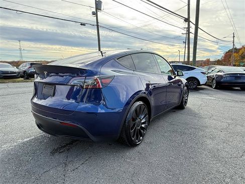 Used 2023 Tesla Model Y Performance image 5