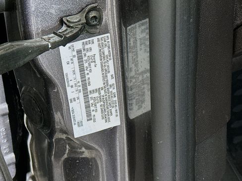 Used 2014 Ford C-MAX SE w/ Equipment Group 203A FWD image 12