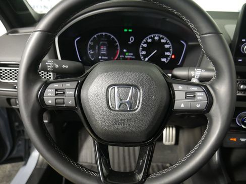 Used 2023 Honda Civic Sport image 13