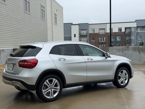Used 2020 Mercedes-Benz GLA 250 4MATIC image 3