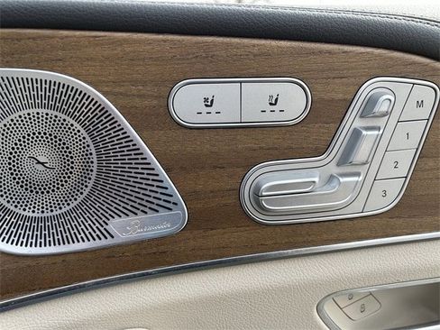 Used 2020 Mercedes-Benz GLS 580 4MATIC image 31