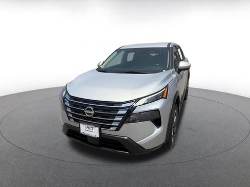 Used 2025 Nissan Rogue SV FWD image 7