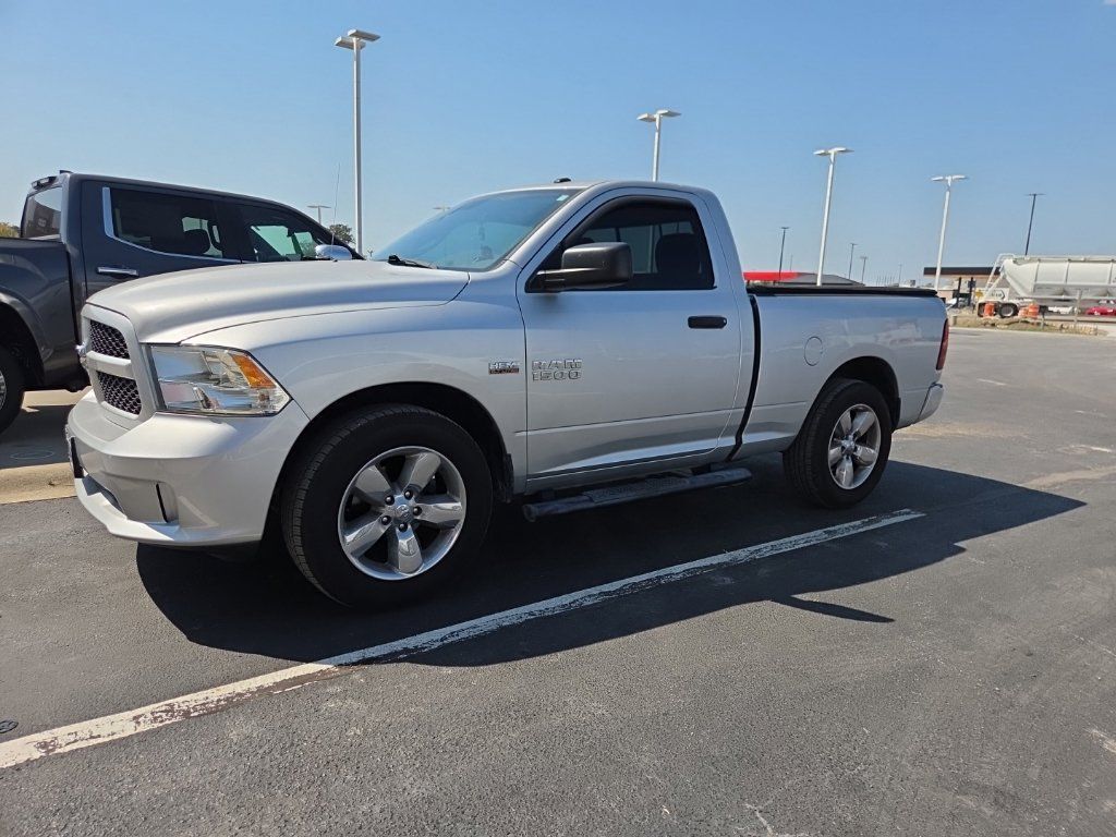 Used 2014 RAM 1500 Express RWD image 3