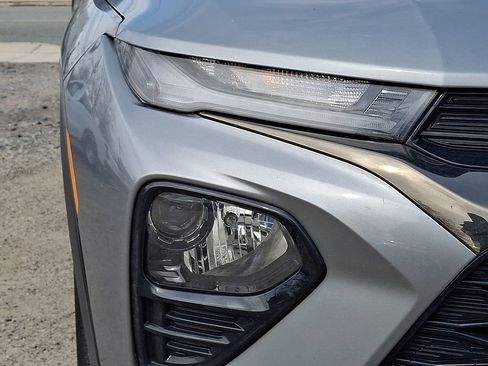 Used 2023 Chevrolet TrailBlazer RS w/ Convenience Package image 34