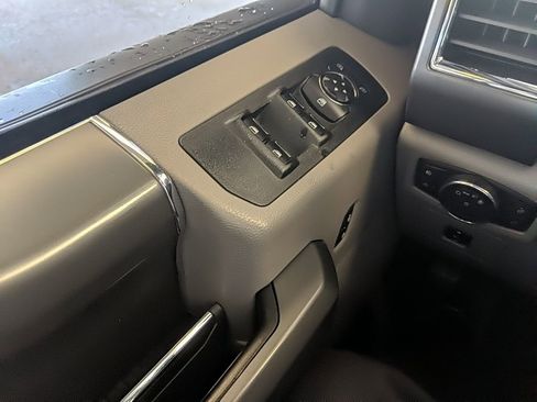 Used 2017 Ford F150 XLT w/ Equipment Group 302A Luxury AWD/4WD image 25