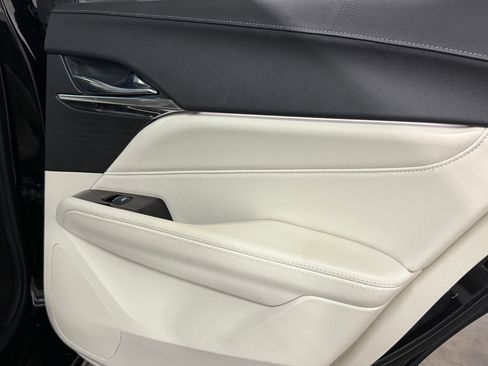 Certified 2022 Cadillac CT4 Premium Luxury w/ Technology Package image 39