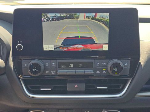 Certified 2026 Toyota Grand Highlander FWD image 29