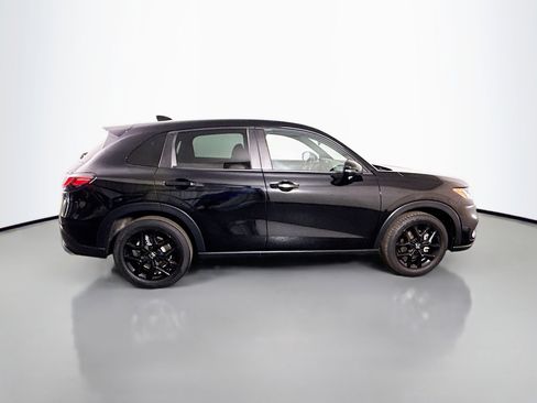 Used 2023 Honda HR-V Sport image 11