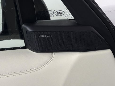 New 2026 Land Rover Range Rover SE image 22