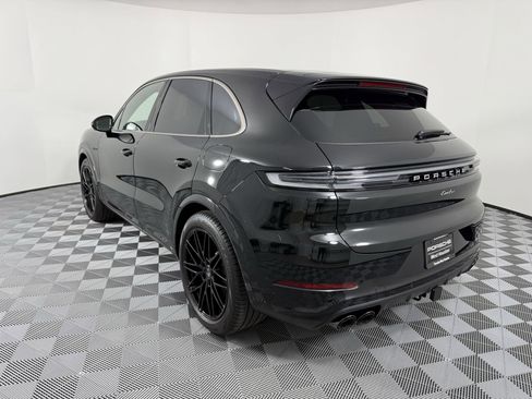 New 2025 Porsche Cayenne Turbo image 3