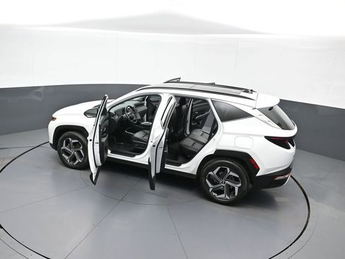 Certified 2022 Hyundai Tucson Limited w/ Cargo Package AWD/4WD image 45