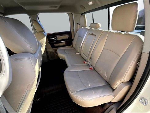 Used 2016 RAM 2500 Laramie w/ Convenience Group image 21