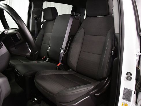 Used 2024 Chevrolet Silverado 2500 LT image 28