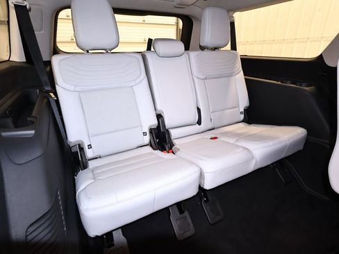 New 2026 Ford Expedition Max Platinum AWD/4WD image 19
