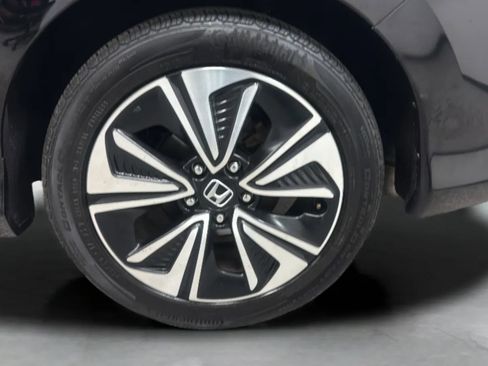 Used 2018 Honda Civic EX-L image 31