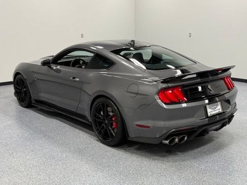 Used 2021 Ford Mustang Shelby GT500 w/ Technology Package RWD image 9