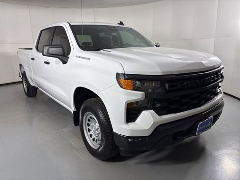 Used 2025 Chevrolet Silverado 1500 W/T w/ WT Value Package image 2