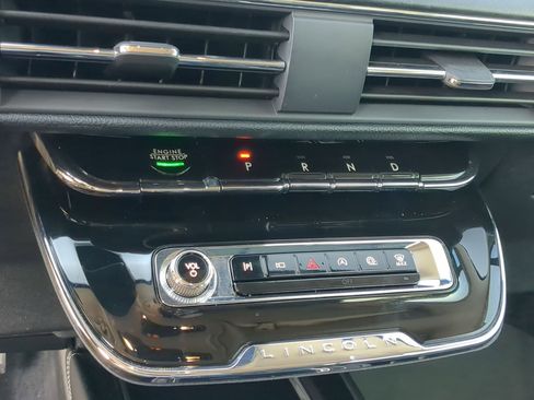 Used 2024 Lincoln Corsair Reserve image 19