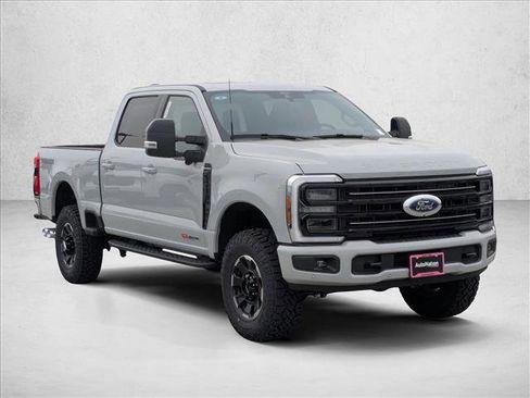 New 2026 Ford F350 Platinum w/ Tremor Off-Road Package AWD/4WD image 7