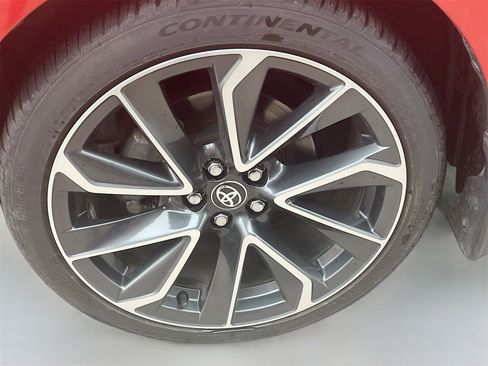 Used 2019 Toyota Corolla XSE image 28