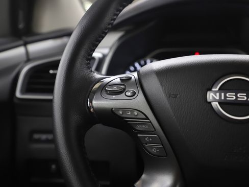 Used 2024 Nissan Murano SV w/ SV Midnight Edition Package image 26