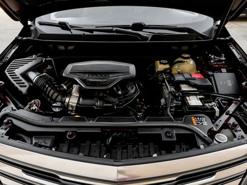 Used 2018 Cadillac XT5 FWD image 56