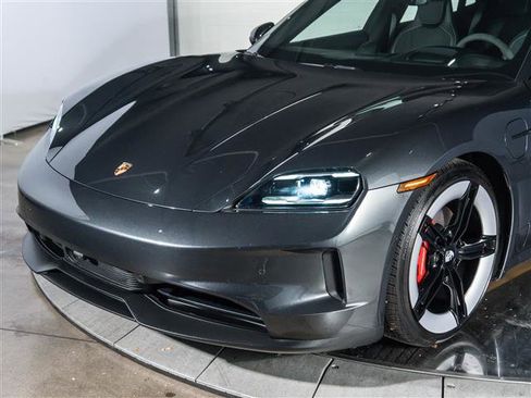 Used 2025 Porsche Taycan 4S AWD/4WD image 11