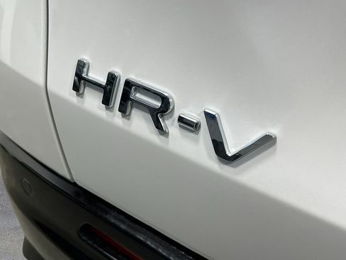 New 2026 Honda HR-V EX-L image 6