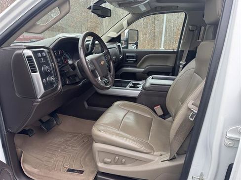 Used 2015 Chevrolet Silverado 2500 LTZ w/ Duramax Plus Package image 6