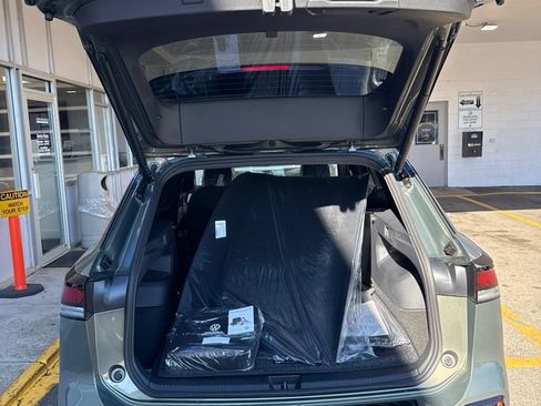 New 2026 Volkswagen Tiguan SE R-Line AWD/4WD image 15