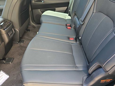 New 2026 INFINITI QX60 Luxe w/ Cargo Package FWD image 16